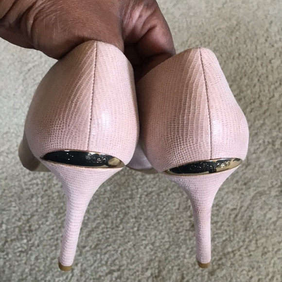 Calvin Klein Kamara Pump with Croc Styling in Nude with Pink Undertones-Size 8.5 - Picture 8 of 12